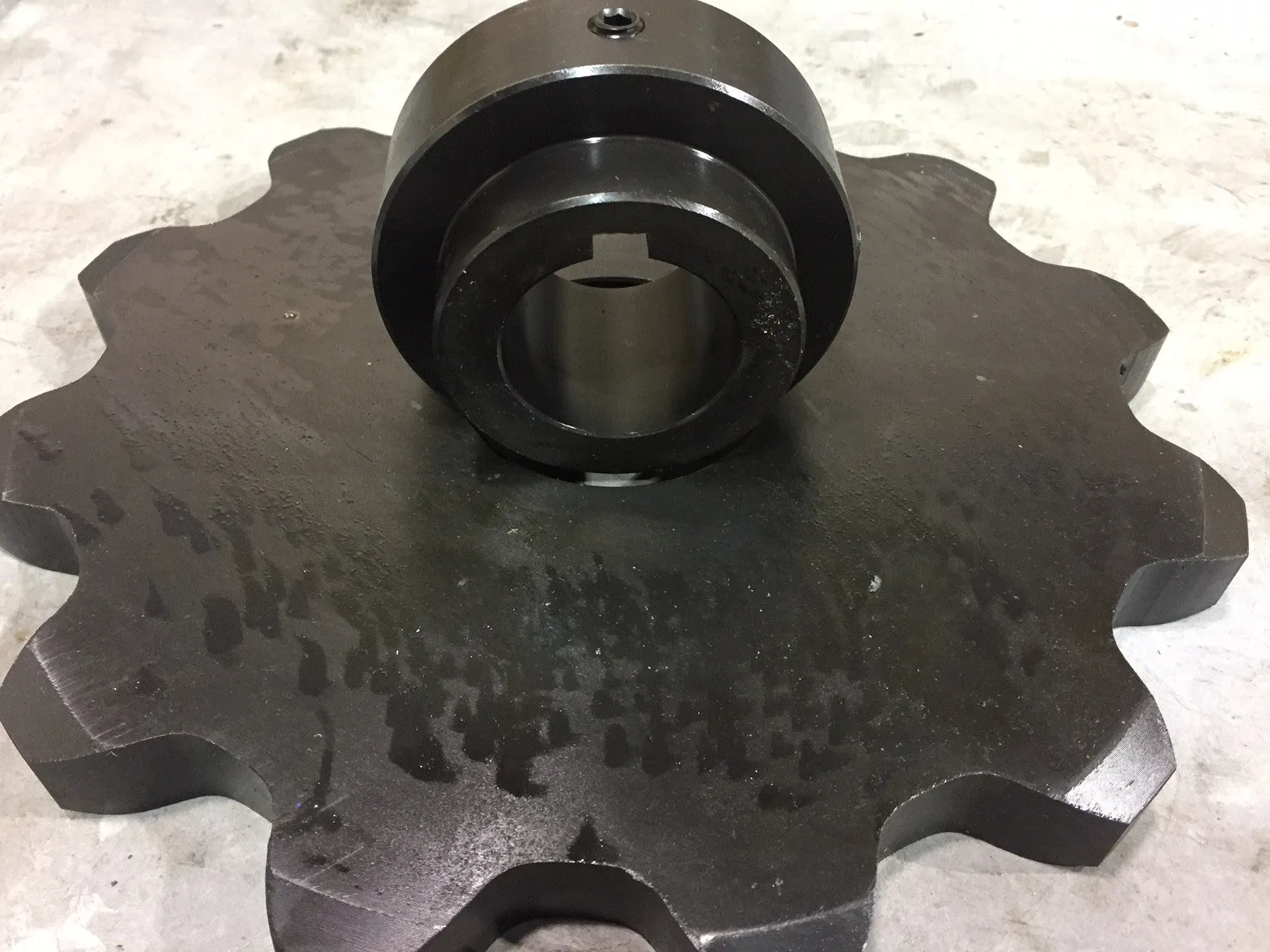 1-1/8" Y-Series Weld on Hub Round Bore with Keyway Set Screw