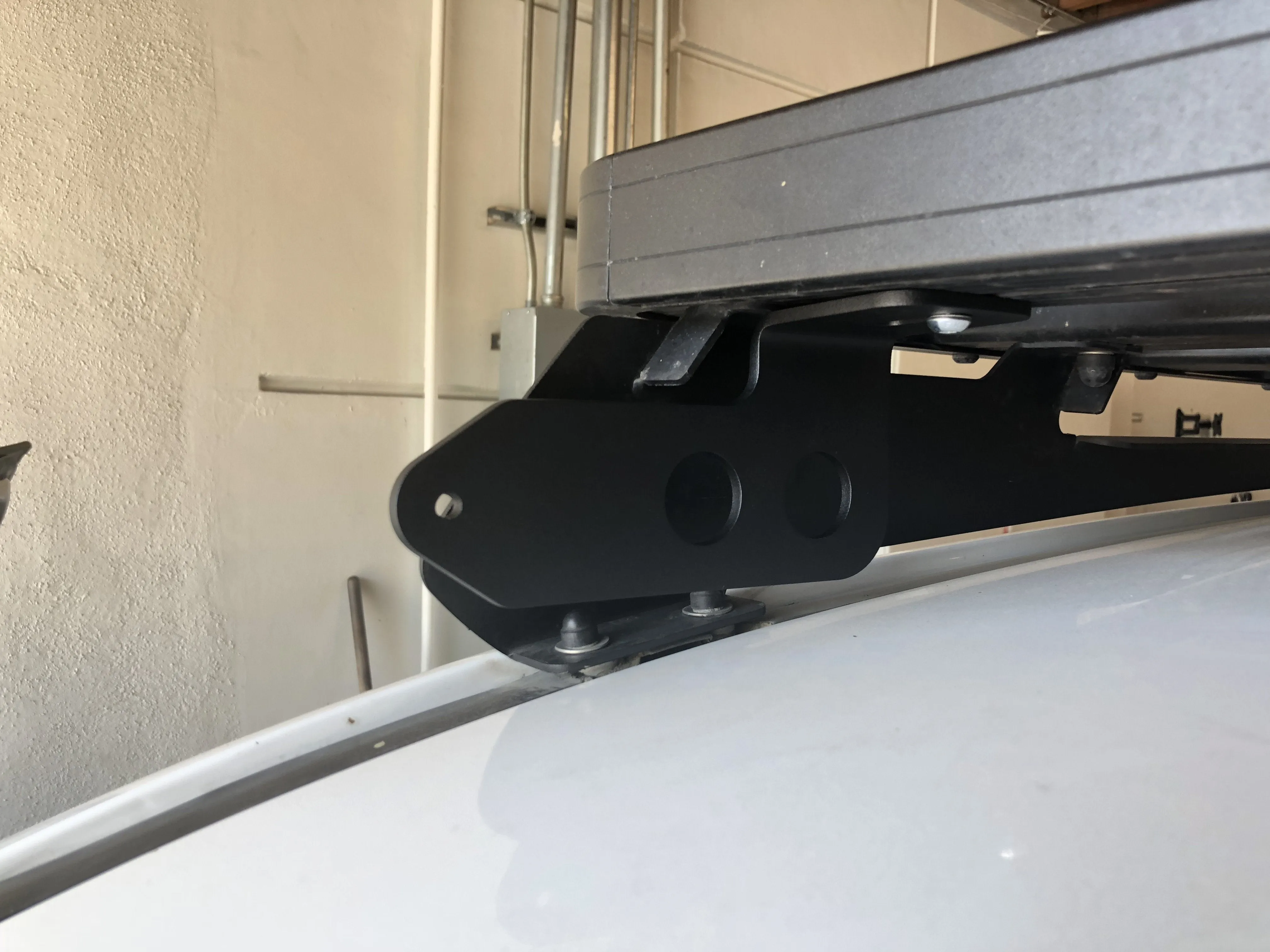 Cali Raised Front Runner Slimline Roof Rack LED Bar Mounts