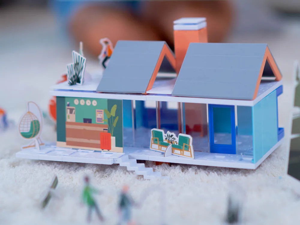 Mountain Living Model Kit